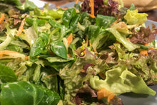 Laden Sie das Bild in den Galerie-Viewer, Salat